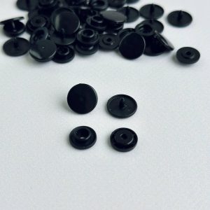 Кнопка пластикова Т5 12.5 мм Чорна 100 шт